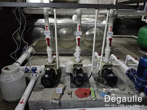 戴高樂<a  class='keys' title='點擊查看關(guān)于泳池水處理設(shè)備的相關(guān)信息' target='_blank'>泳池水處理設(shè)備</a>